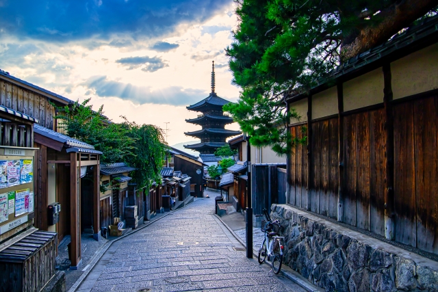 Yasaka tower